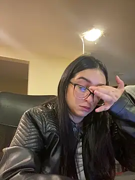 Kloe Novoa online show from April 13, 12:21 pm