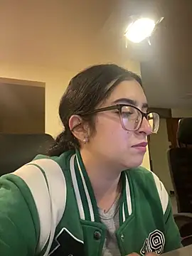 Kloe Novoa online show from April 21, 12:33 pm