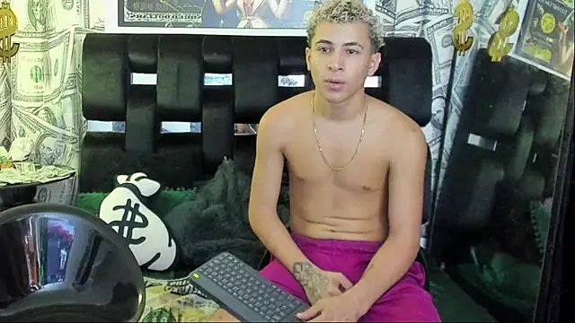 Horny Duo0 online show from November 2, 3:20 am