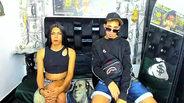 Horny Duo0 online show from November 26, 3:18 am