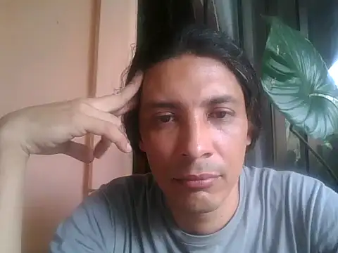 Snapshot of FANTASSYTABOO chatting on December 19, 8:49 pm FANTASSYTABOO online show from December 19, 8:49 pm