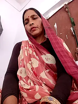 Indiangueen online show from December 4, 8:23 am