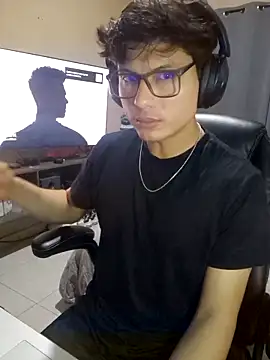 Ais B10 online show from November 26, 3:40 am