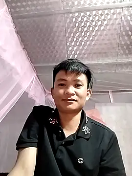 Snapshot of Wet_x chatting on October 31, 2:07 pm Wet x online show from October 31, 2:07 pm