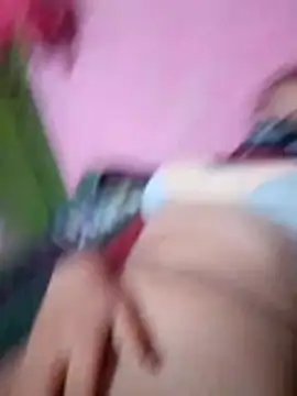 Snapshot of Poonam12A chatting on February 6, 8:01 pm Poonam12A online show from February 6, 8:01 pm