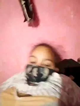 Snapshot of Poonam12A chatting on February 16, 8:27 pm Poonam12A online show from February 16, 8:27 pm