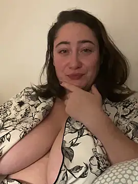 Snapshot of MlleKahh chatting on November 16, 8:58 pm MlleKahh online show from November 16, 8:58 pm