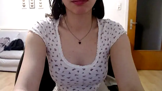 bellefleurrr online show from November 4, 9:47 pm