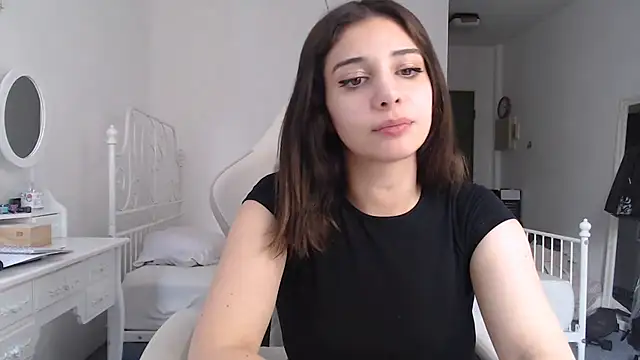 bellefleurrr online show from June 4, 5:52 pm