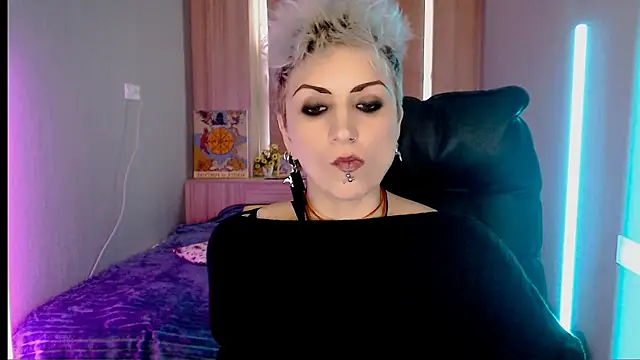 Sweet-n-Strong online show from February 20, 6:26 am