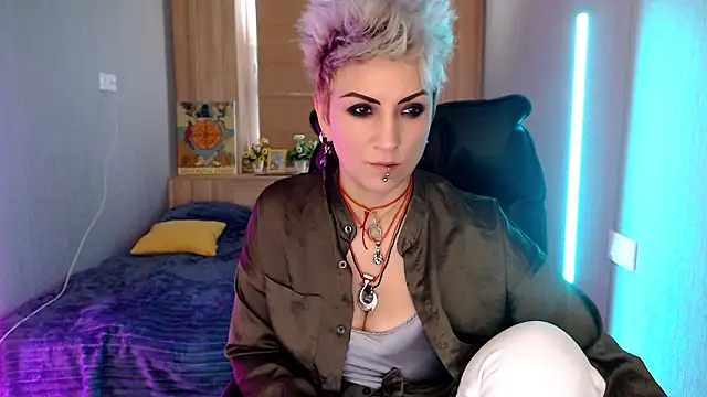 Sweet-n-Strong online show from March 8, 6:28 am