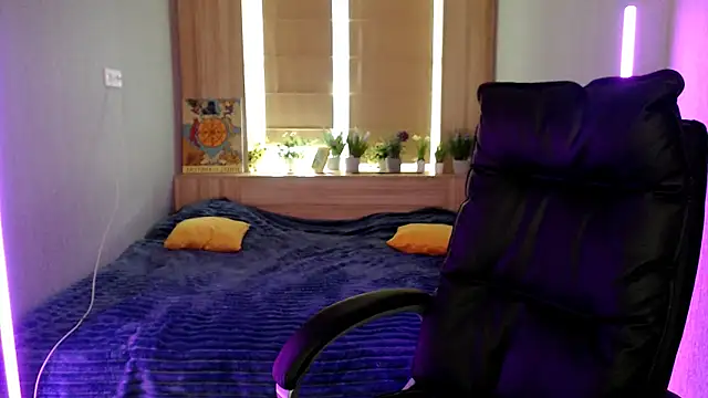 Sweet-n-Strong online show from April 23, 5:41 am