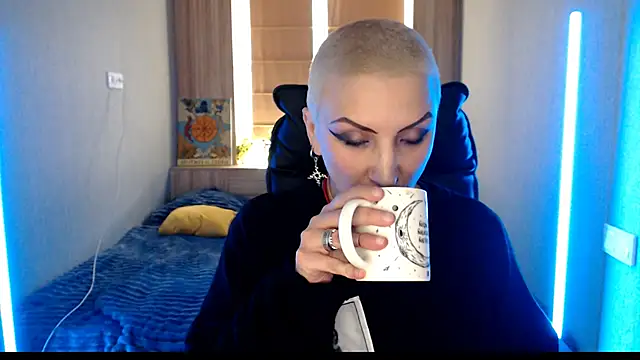 Snapshot of Sweet-n-Strong chatting on April 29, 11:36 am Sweet-n-Strong online show from April 29, 11:36 am