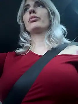 blondegirlx online show from November 3, 3:13 pm