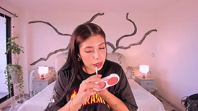 Snapshot of AsiaMillerr_ chatting on November 24, 12:38 pm AsiaMillerr online show from November 24, 12:38 pm