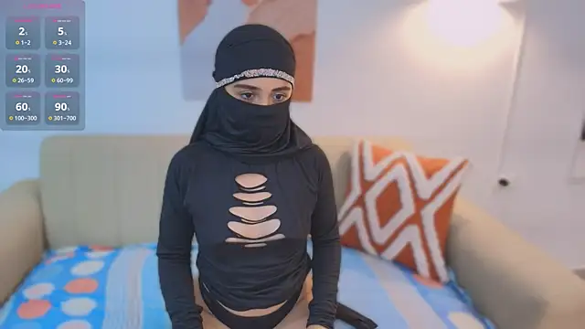 Lailaa lush online show from November 18, 7:02 am