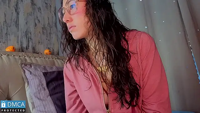 eva delight  online show from November 10, 11:09 am