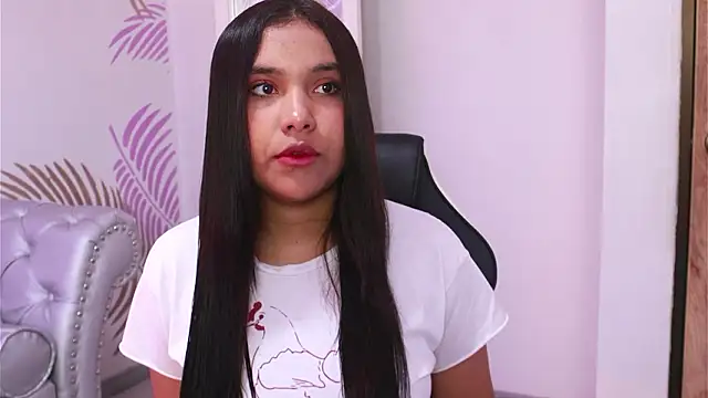 Isabelle Lane online show from March 6, 12:45 pm