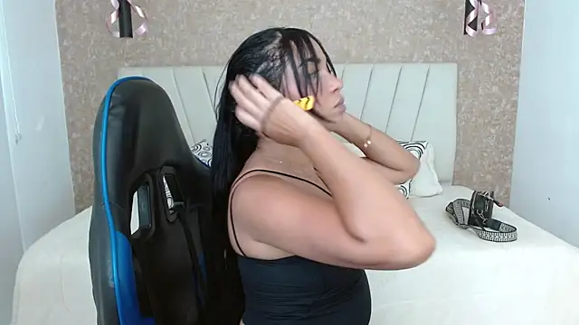 AliceSmity  online show from November 15, 5:42 pm