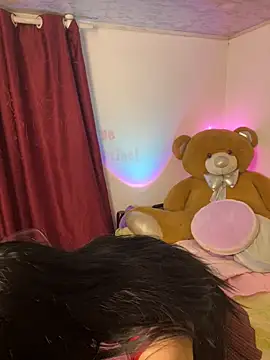 wetbyAlice online show from April 27, 12:19 am