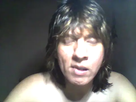 Snapshot of Robbie_78 chatting on May 8, 2:39 am Robbie 78 online show from May 8, 2:39 am