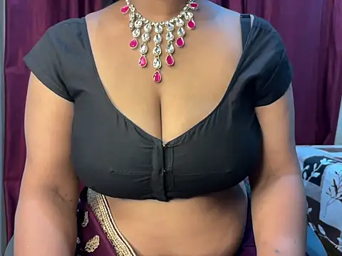 Ritika janu online show from April 27, 6:17 pm