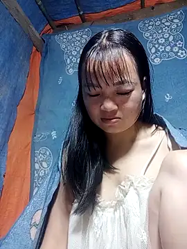 Noelle-e online show from February 3, 11:21 pm