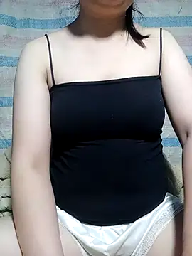 Noelle-e online show from April 21, 8:44 pm