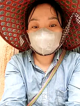 Phoena-a online show from April 19, 9:19 am