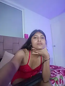 Snapshot of YeseniaRodriguez3 chatting on May 25, 2:17 am YeseniaRodriguez3 online show from May 25, 2:17 am