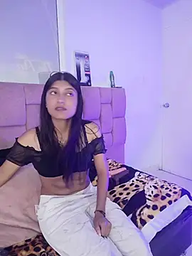Snapshot of YeseniaRodriguez3 chatting on June 10, 12:59 pm YeseniaRodriguez3 online show from June 10, 12:59 pm