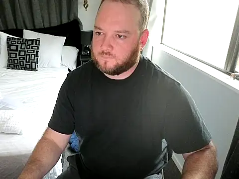 Snapshot of john_clarisa chatting on November 10, 6:23 am john clarisa online show from November 10, 6:23 am