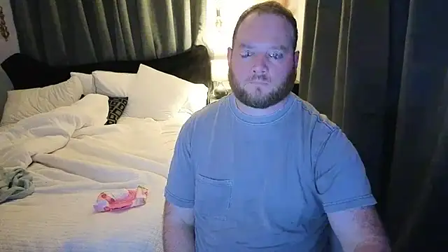 Snapshot of john_clarisa chatting on November 13, 7:18 am john clarisa online show from November 13, 7:18 am