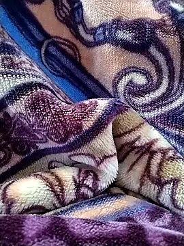 Snapshot of couple-open-enjoy chatting on November 14, 2:27 pm couple-open-enjoy online show from November 14, 2:27 pm