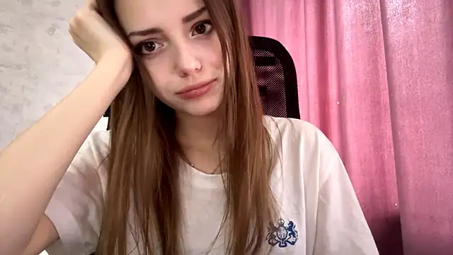 AliceStacy online show from October 26, 9:48 am