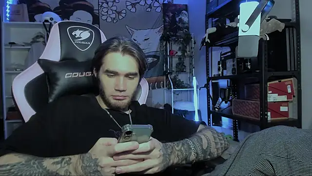 Go V Cs online show from November 5, 12:43 am