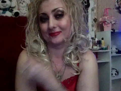 Snapshot of xHot_Amazonq chatting on November 7, 10:43 pm xHot Amazonq online show from November 7, 10:43 pm