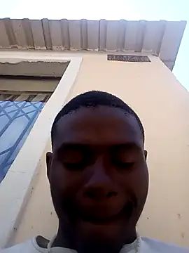 younggblackkCOCK19 online show from October 26, 9:59 am