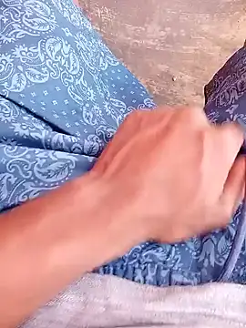 younggblackkCOCK19 online show from April 20, 2:31 pm