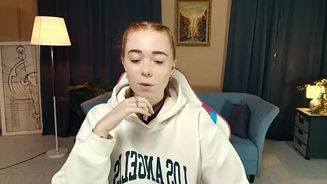 AddieOsler online show from November 22, 7:46 pm