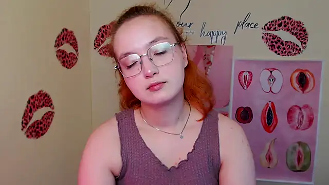 MissAriaa online show from March 28, 1:11 pm