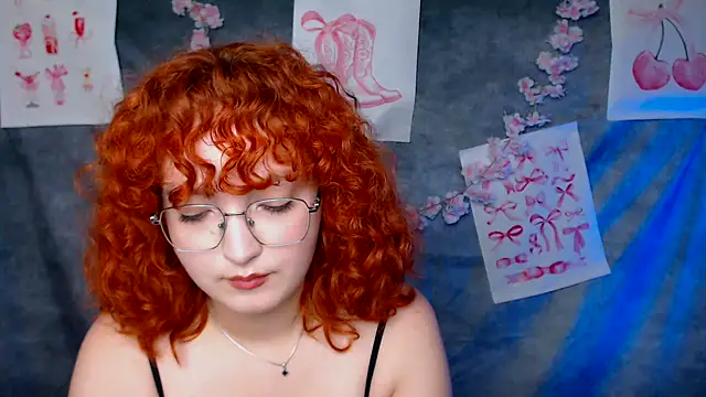 MissAriaa online show from June 9, 6:52 pm