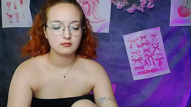 MissAriaa online show from June 17, 11:56 am