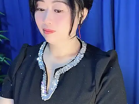 yaoyao22678 online show from November 19, 2:33 am