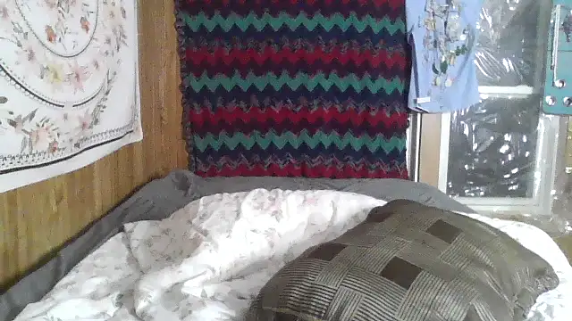 Snapshot of Adrianapassion chatting on December 15, 3:22 am Adrianapassion online show from December 15, 3:22 am