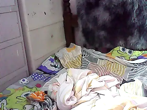 Snapshot of Titiesfuck69 chatting on January 13, 10:20 am Titiesfuck69 online show from January 13, 10:20 am