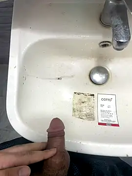 Snapshot of Saifu984 chatting on October 31, 3:29 am Saifu984 online show from October 31, 3:29 am