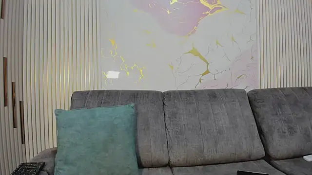 Snapshot of NhoanBrunette chatting on June 5, 2:12 pm NhoanBrunette online show from June 5, 2:12 pm