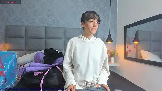 Luna Bella3 online show from February 15, 11:19 am