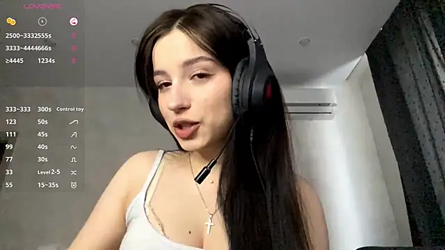 AngilaDoyal online show from November 30, 6:50 am